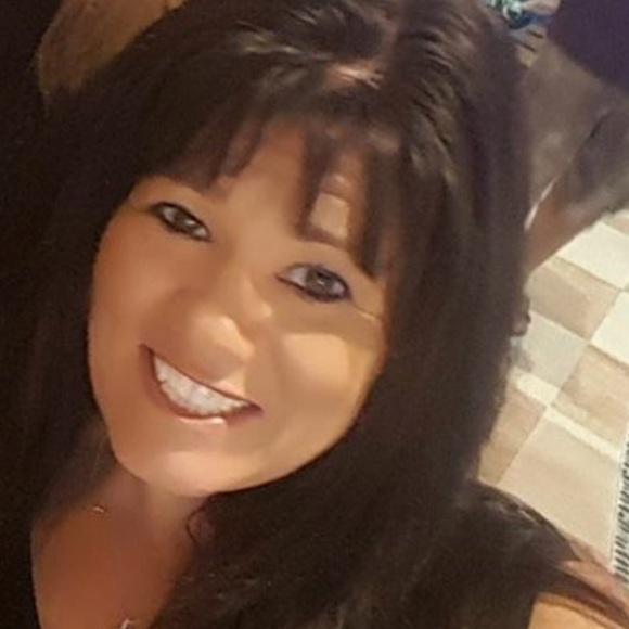 Meet your Posher, Kymberly - Picture 2 of 2